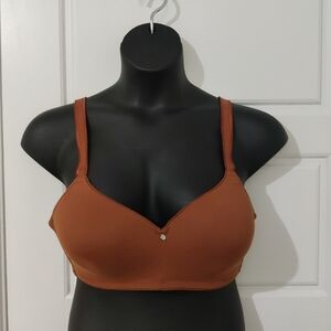 ADORE ME T-SHIRT LIGHTLY LINED WIRELESS BRA SIZE 40D NWOT MSRP $79.50
